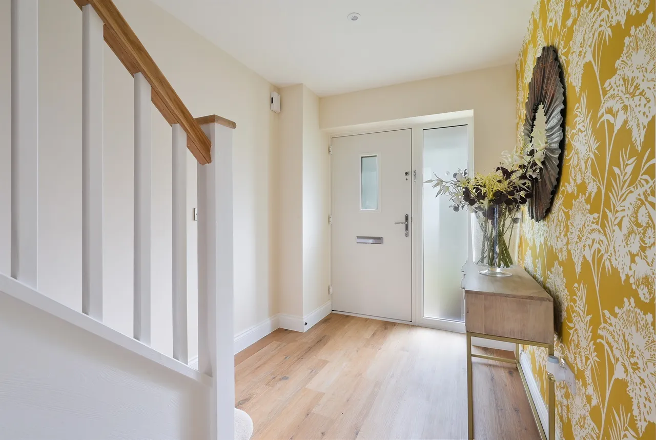 Spring Bank, Haywards Heath, photo 6