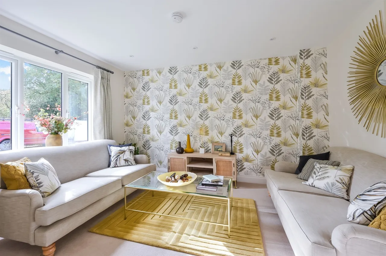 Spring Bank, Haywards Heath, photo 5