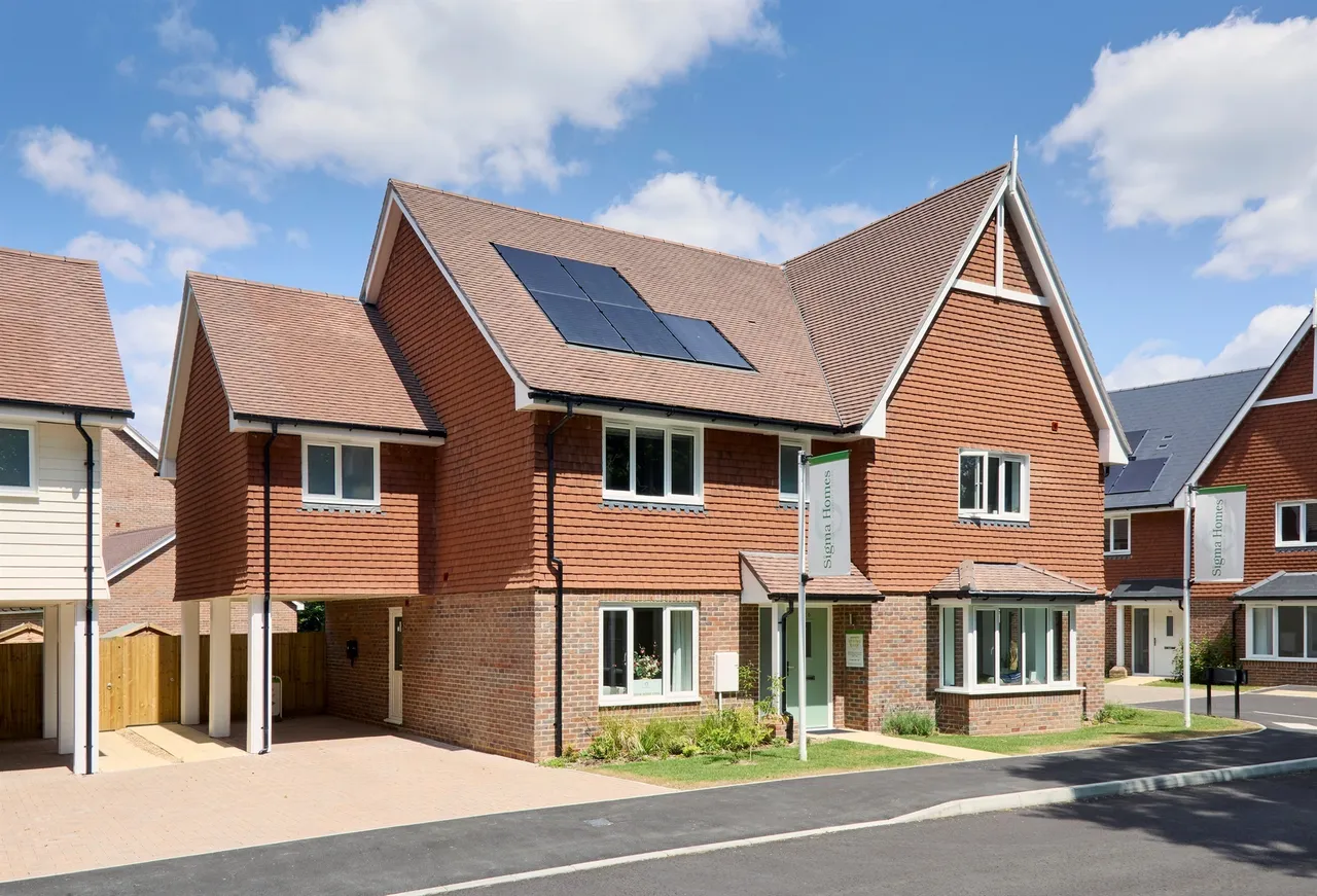 4 bed house for sale — Spring Bank, Haywards Heath