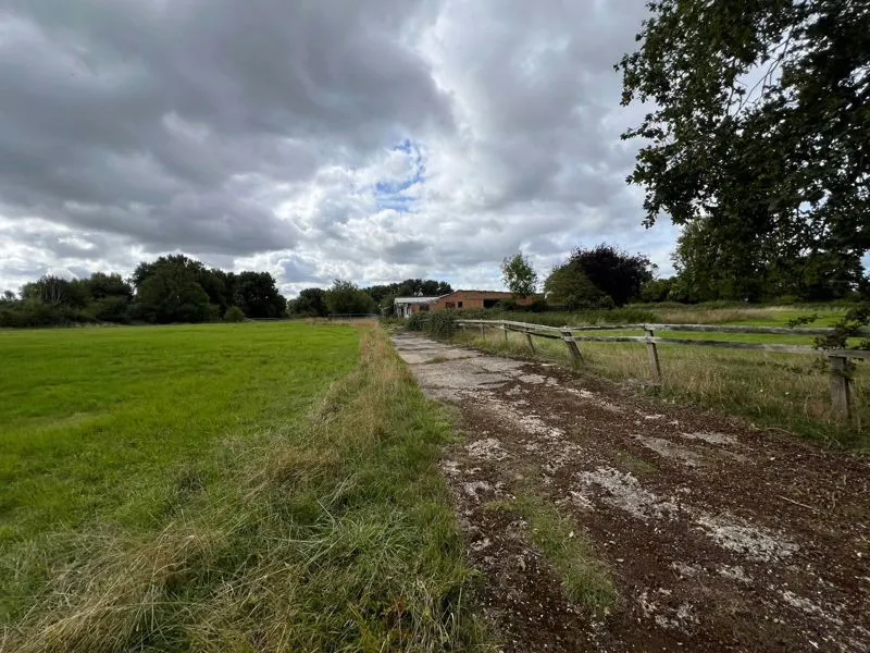 Lower End, Marsworth, Buckinghamshire, HP23 4NB, photo 17