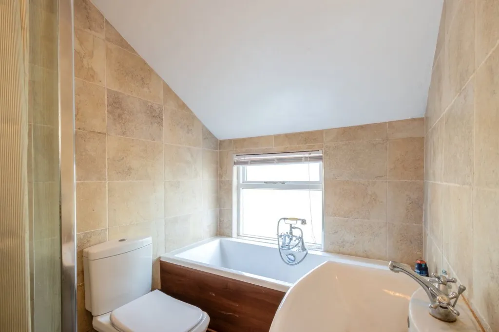 Freehold Street, Quorn, LE12, photo 9