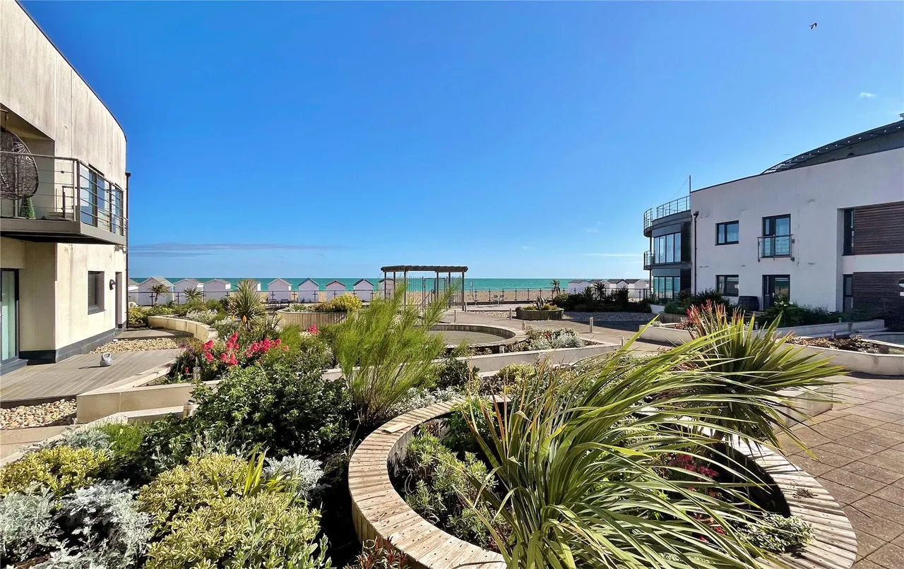 The Waterfront, Goring-by-Sea, BN12, photo 7