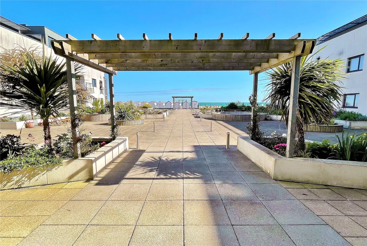 The Waterfront, Goring-by-Sea, BN12, photo 13