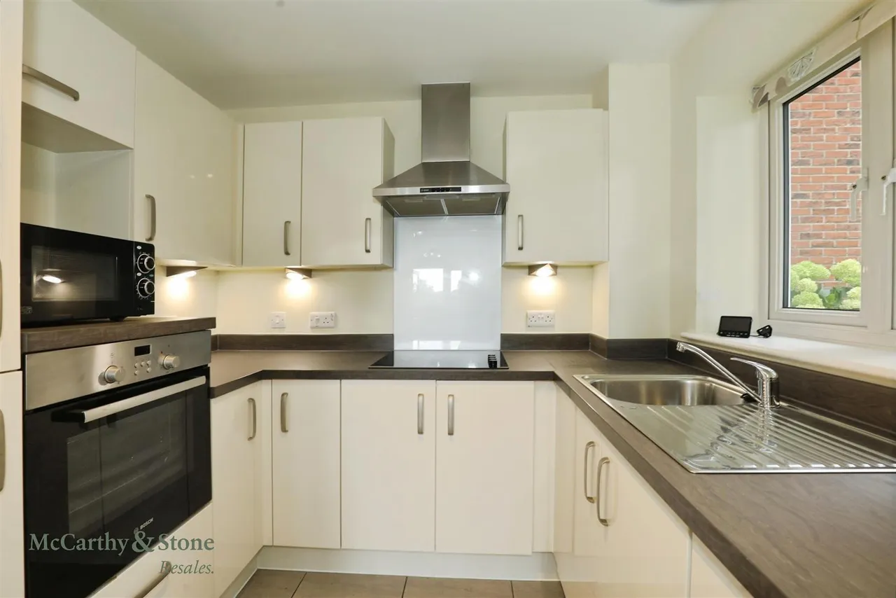 Bradburns Lane, Hartford, CW8, photo 16