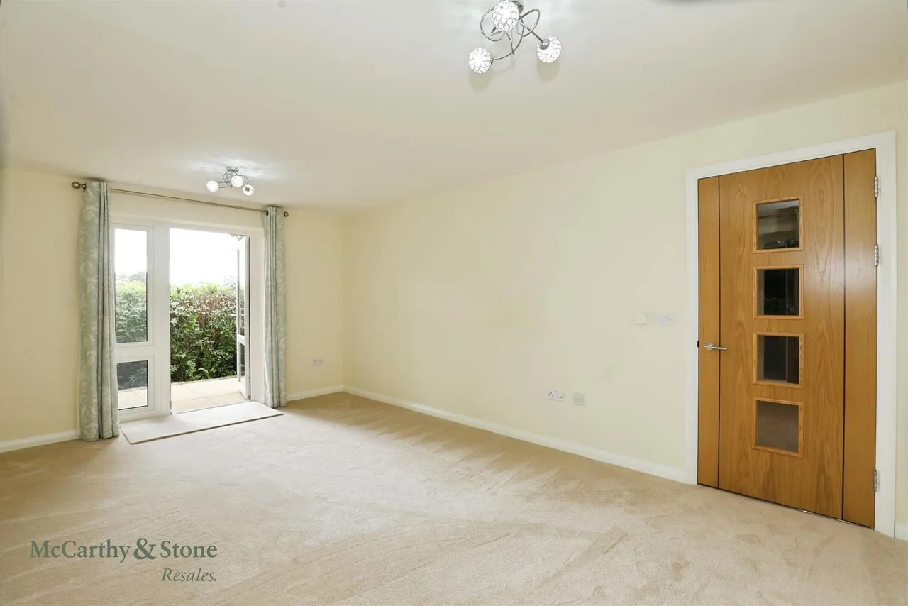 Bradburns Lane, Hartford, CW8, photo 11