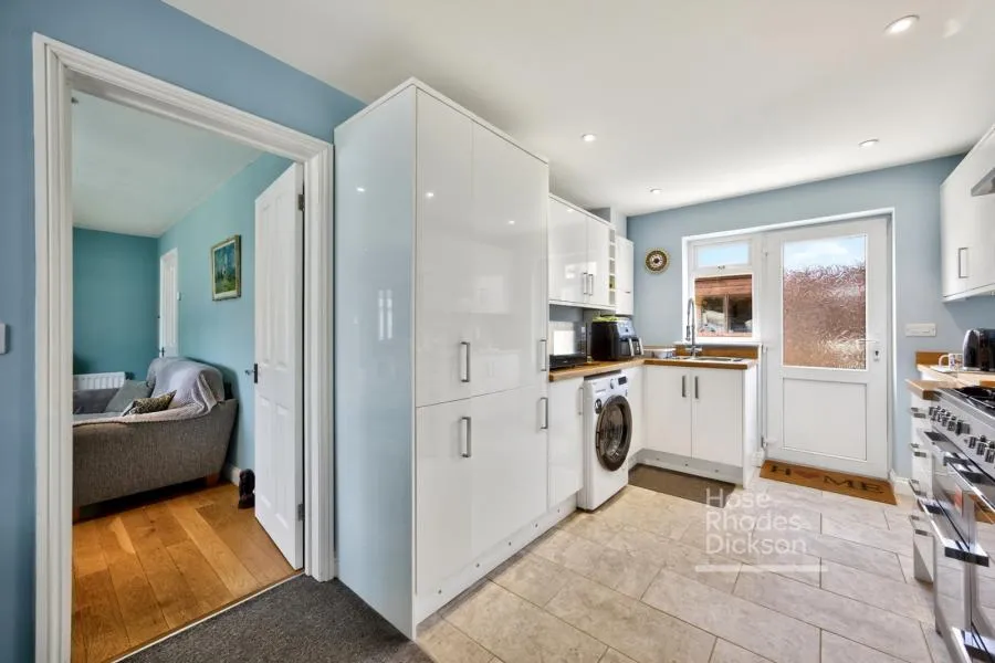 Dame Anthonys Close, Ryde, PO33, photo 6