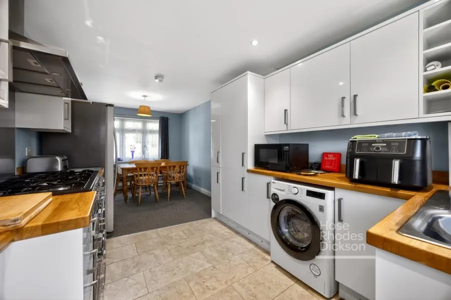 Dame Anthonys Close, Ryde, PO33, photo 5