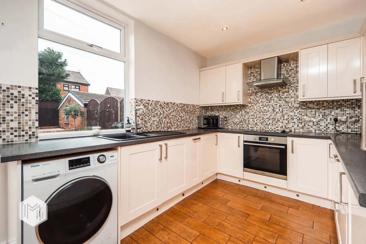 Hampton Grove, Bury, BL9 6PT, photo 6