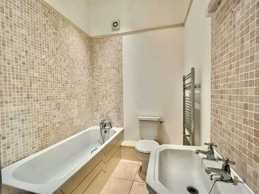 Marine Crescent, Folkestone, CT20, photo 8