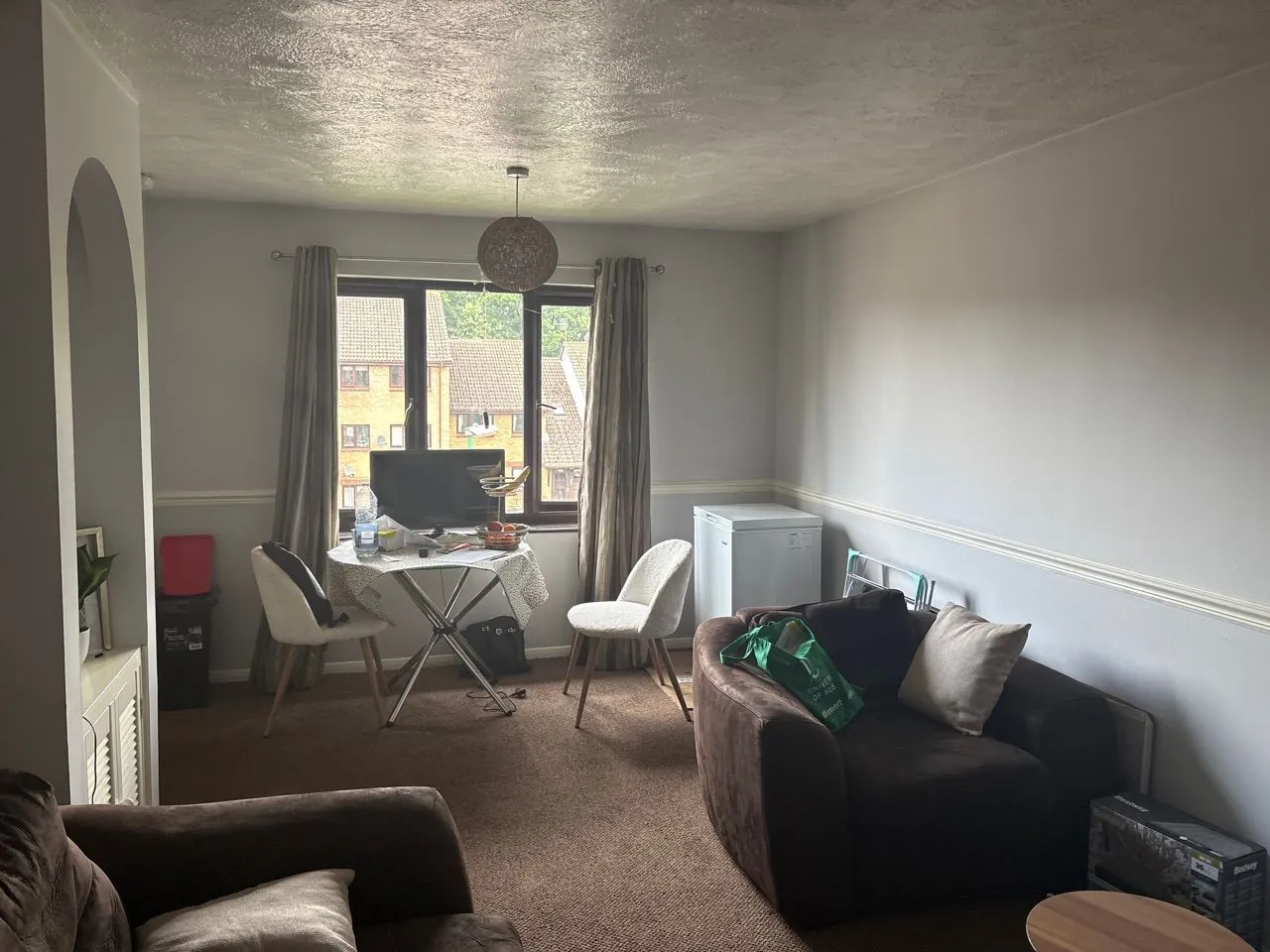Wallis Way, Horsham, RH13, photo 2
