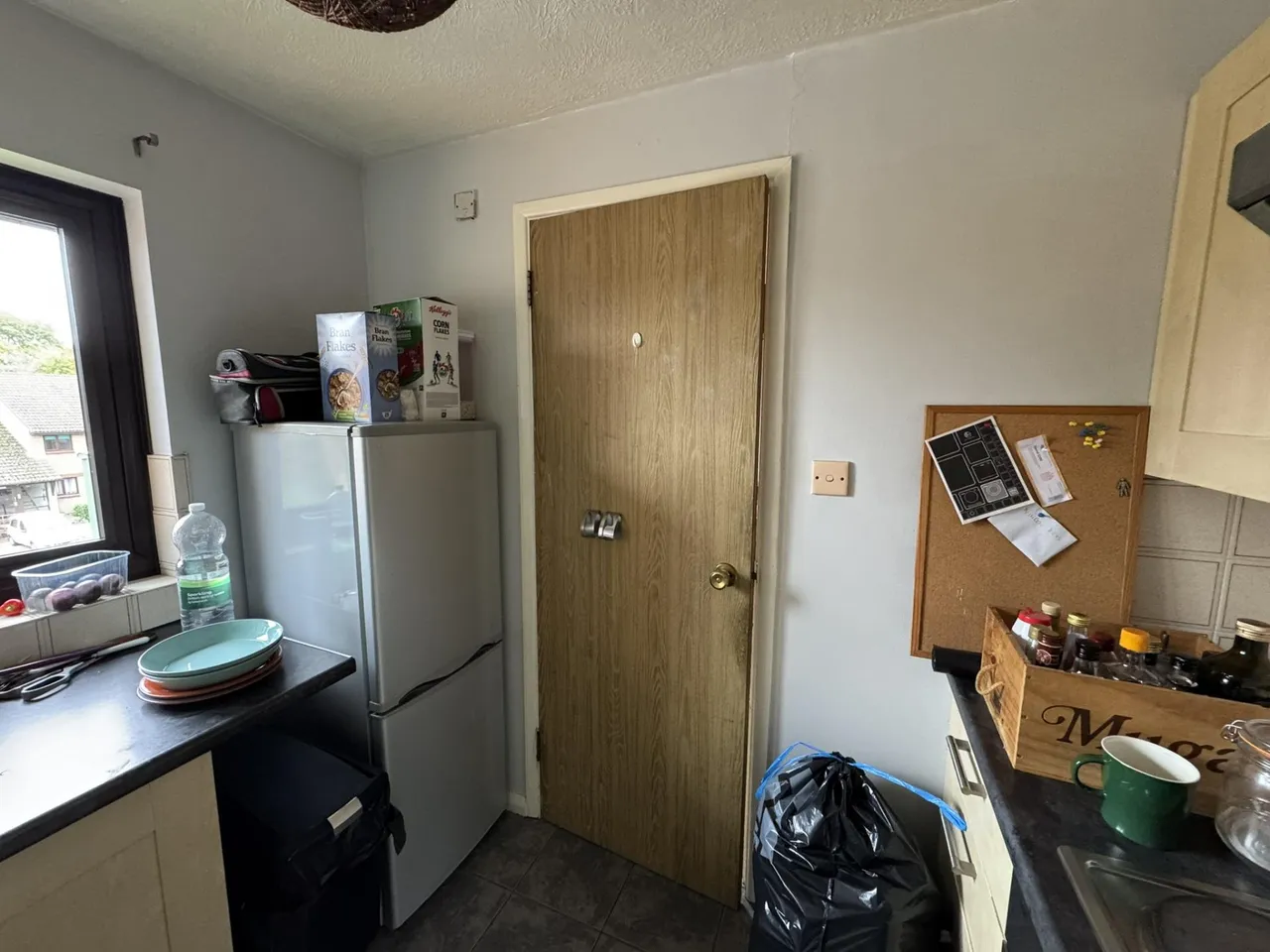 Wallis Way, Horsham, RH13, photo 5