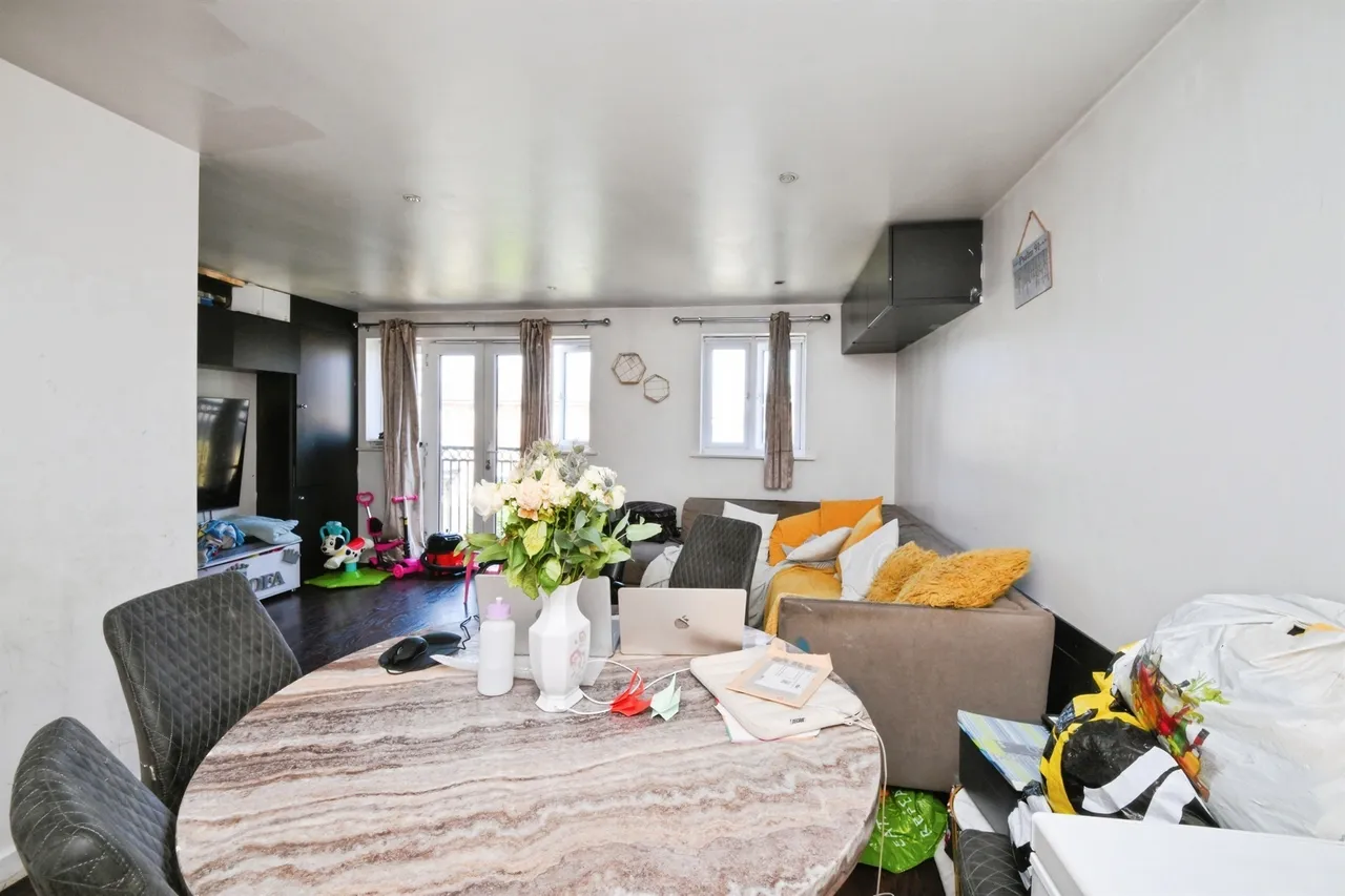 Foundry Gate, Waltham Cross, EN8, photo 5