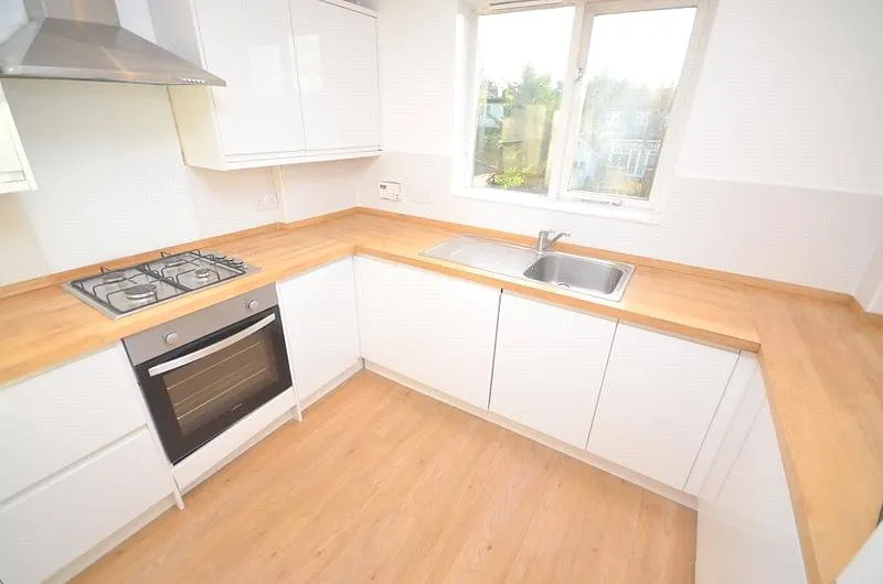 St. Marys Lane, Upminster, RM14, photo 3