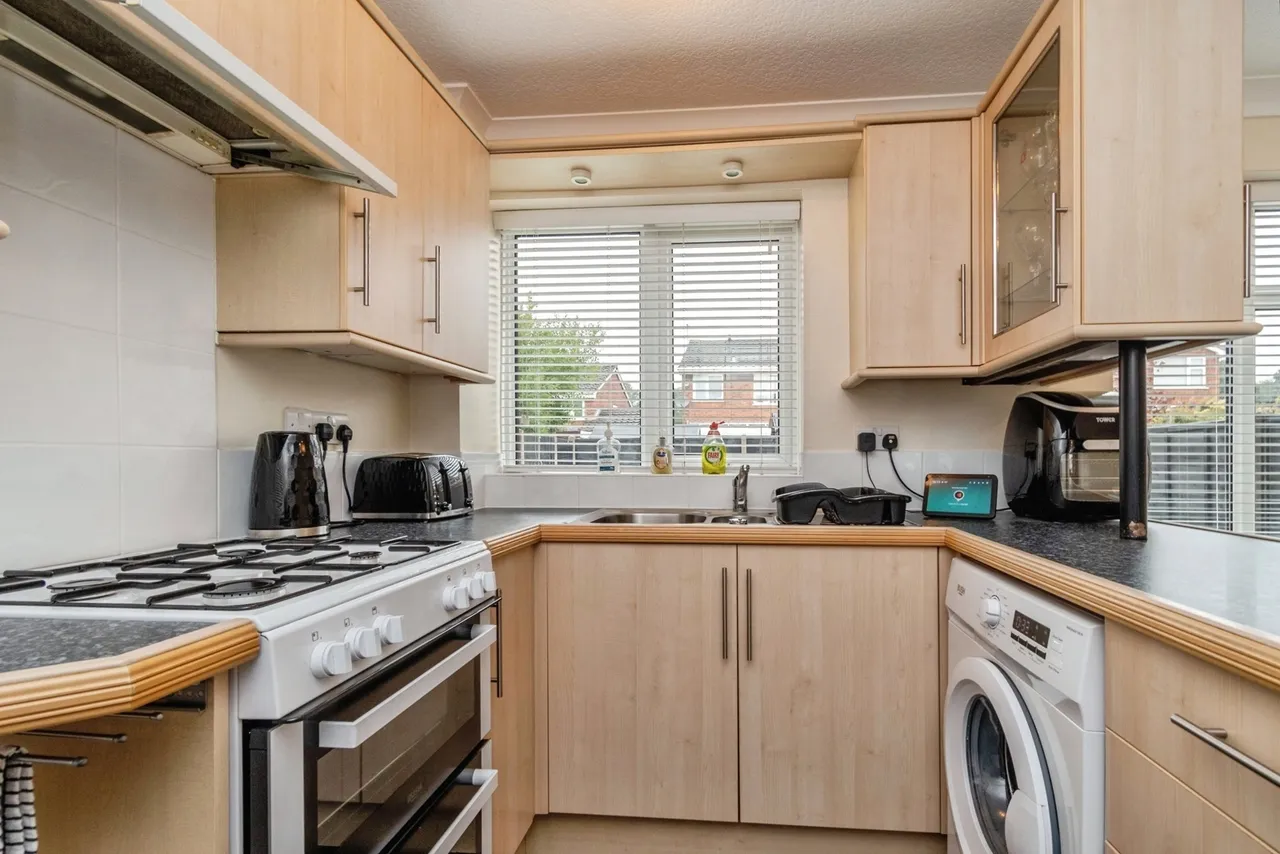 Langmead Close, Walsall, WS2, photo 5