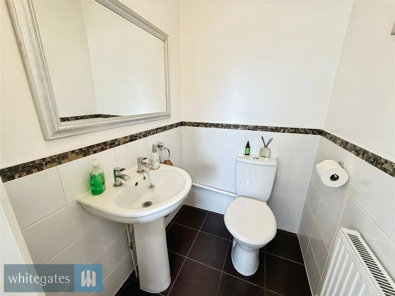 Pinfold Gardens, Cudworth, S72, photo 17