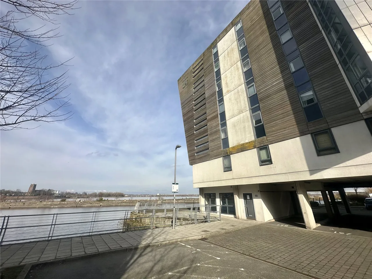 2 bed flat for sale, The Decks, Runcorn, WA7