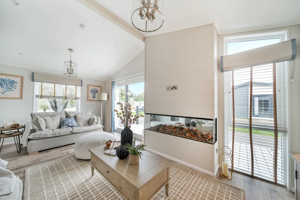 Wick Lane, Christchurch, BH6, photo 6