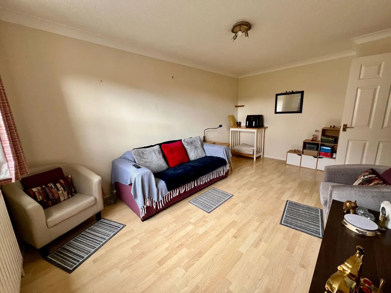 Rugby Court, Grantham, NG31, photo 2
