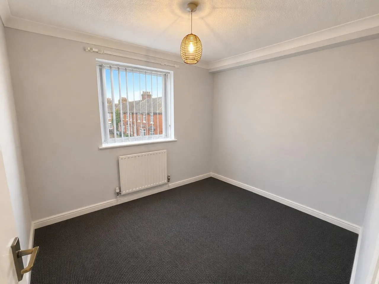 Rugby Court, Grantham, NG31, photo 6
