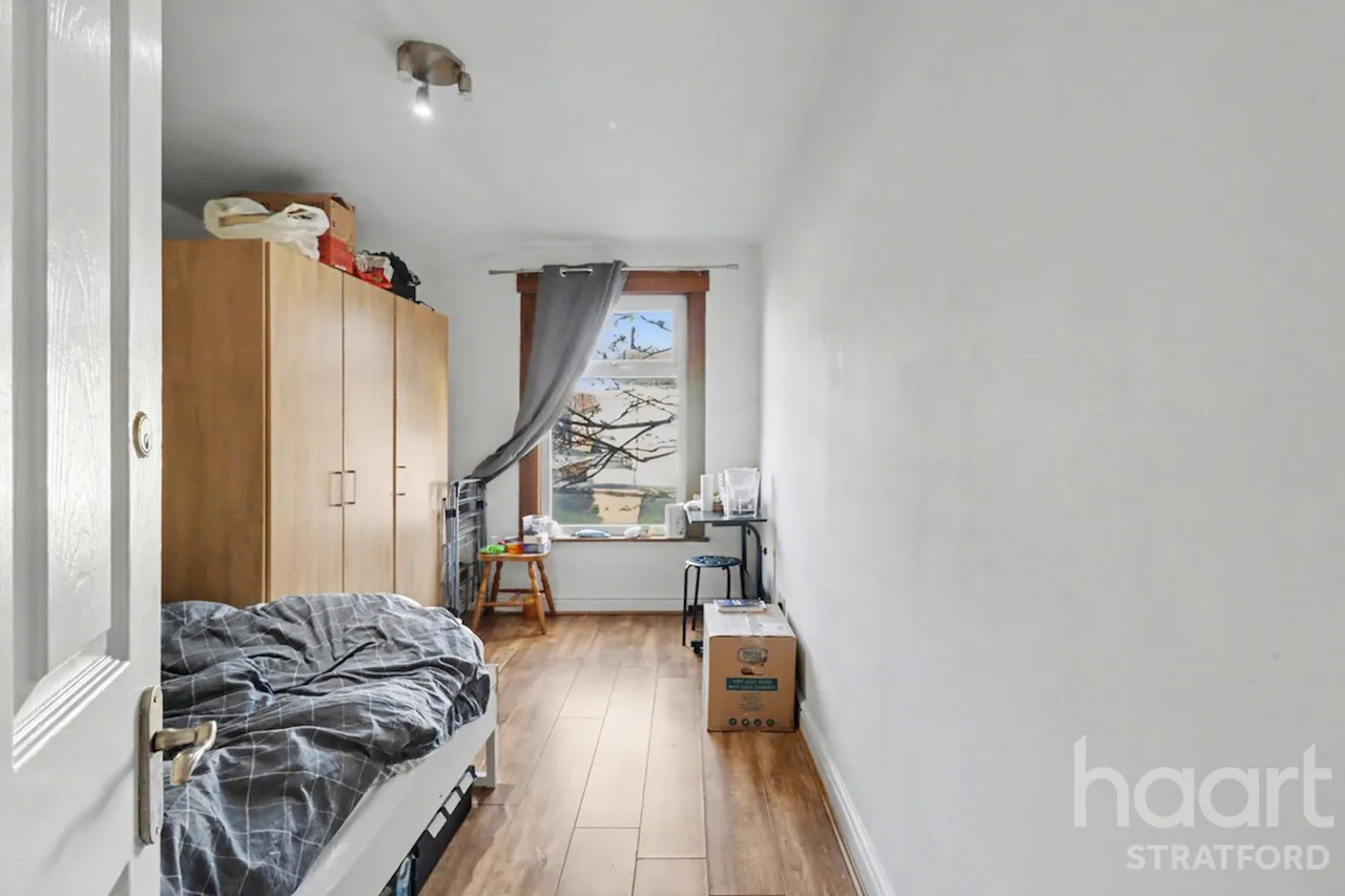 Colegrave Road, London, E15, photo 9