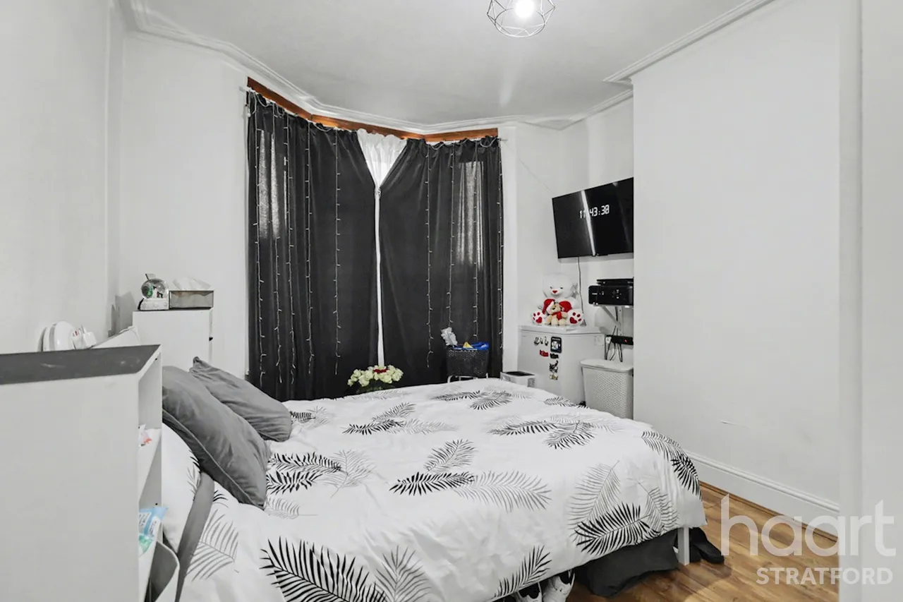 Colegrave Road, London, E15, photo 4
