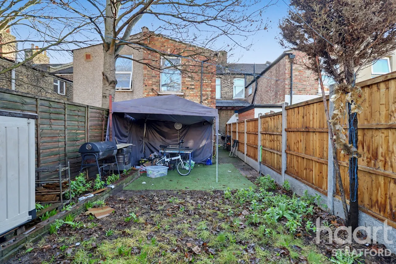 Colegrave Road, London, E15, photo 16