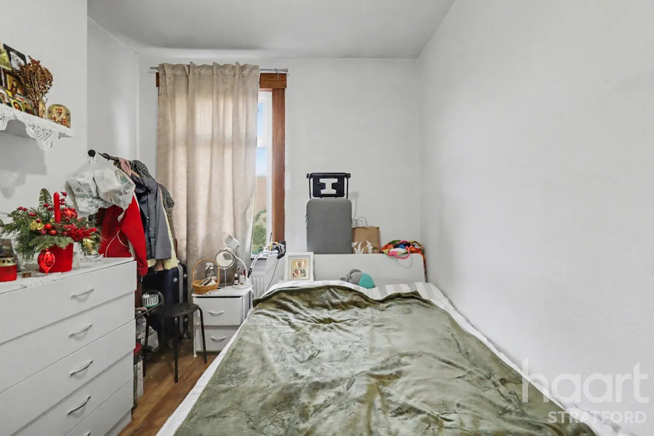 Colegrave Road, London, E15, photo 11