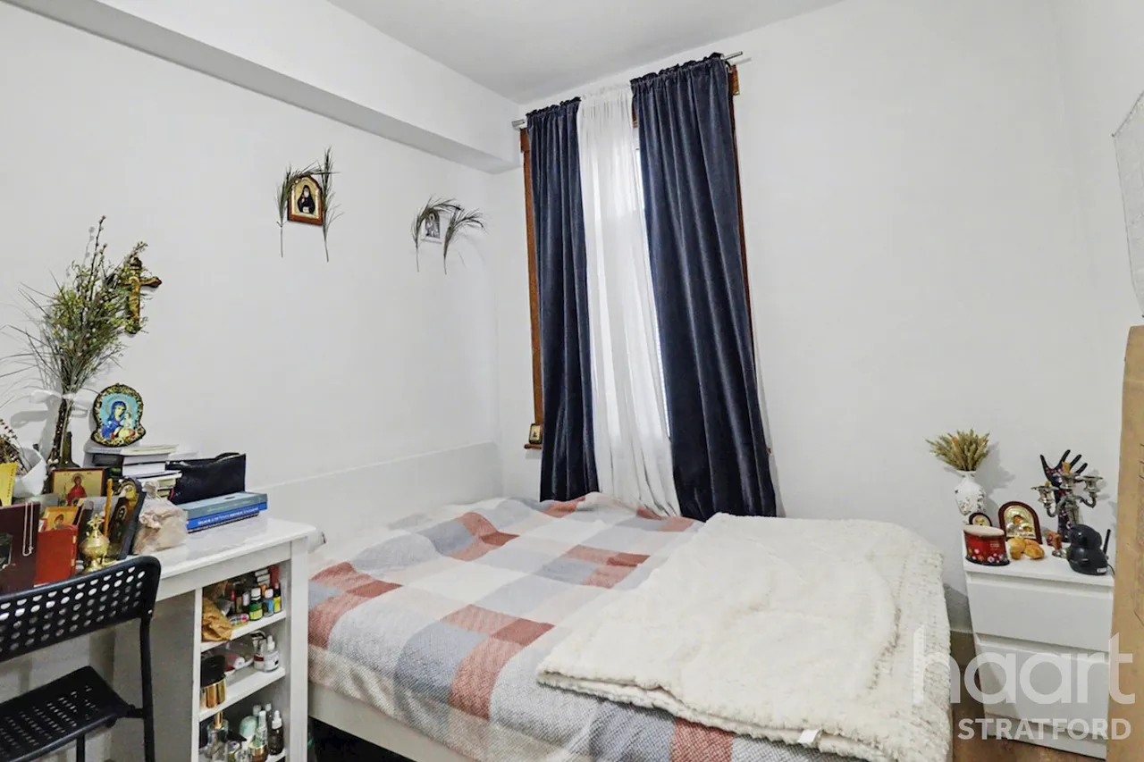 Colegrave Road, London, E15, photo 5