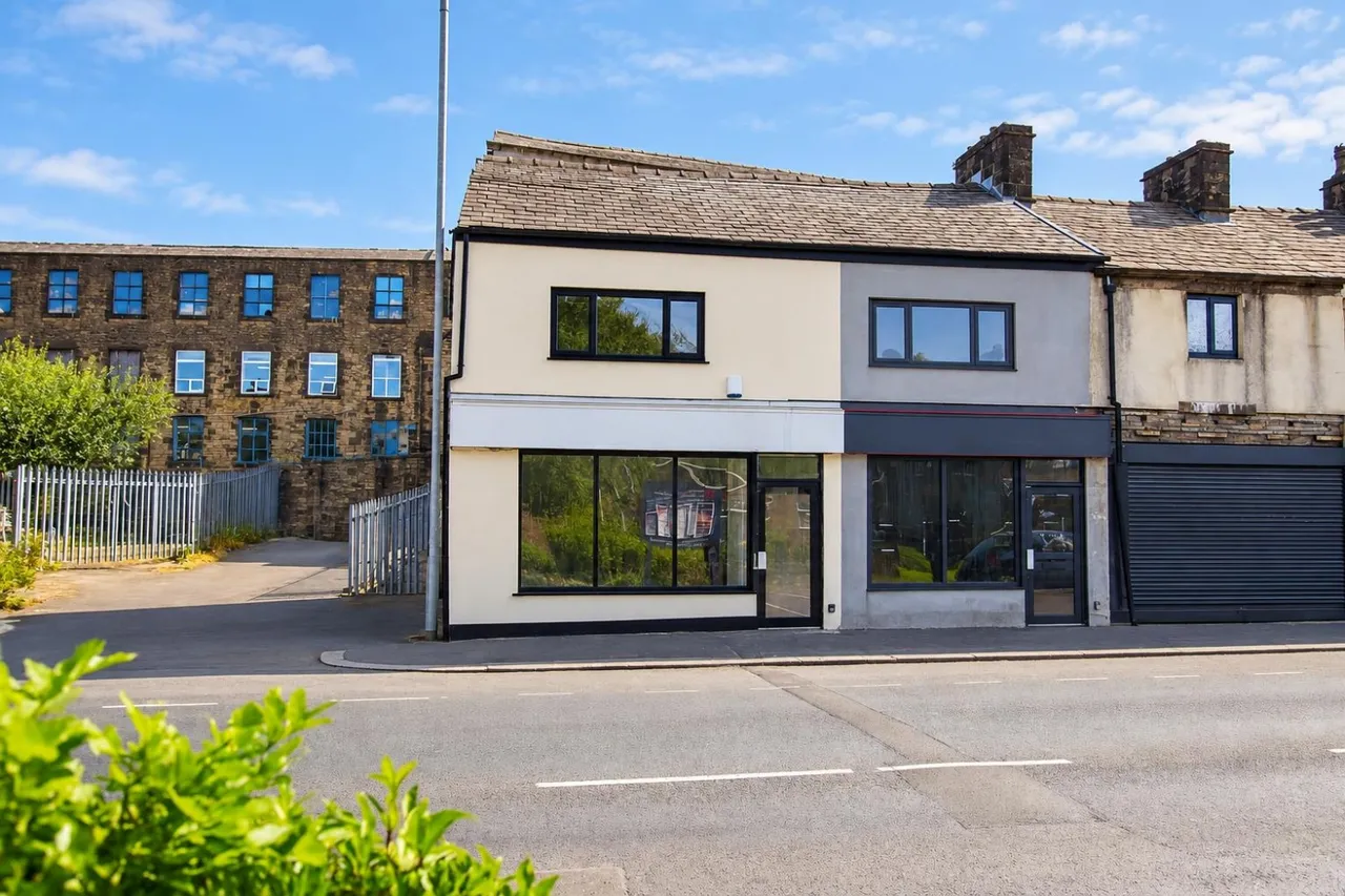 accommodation for sale, Duckworth Street, Darwen, BB3