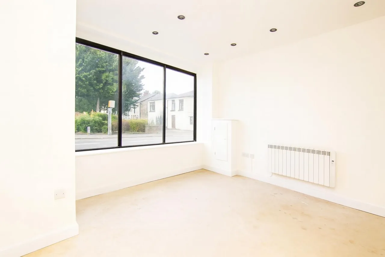 Duckworth Street, Darwen, BB3, photo 2