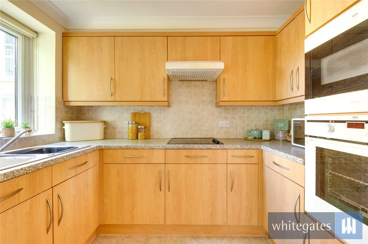 Vale Road, Woolton, L25, photo 16