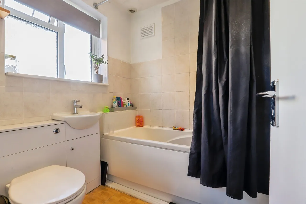West Ridge, Sittingbourne, ME10, photo 13