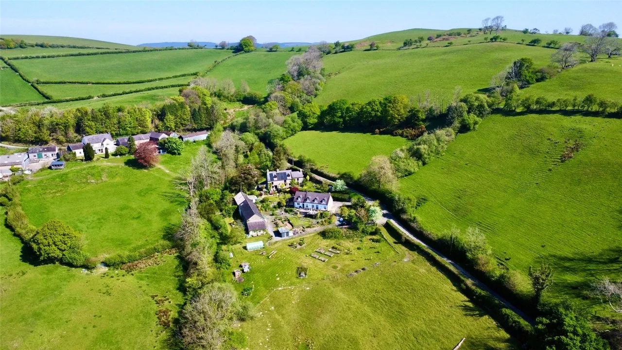 Llanwrda, Carmarthenshire, photo 26