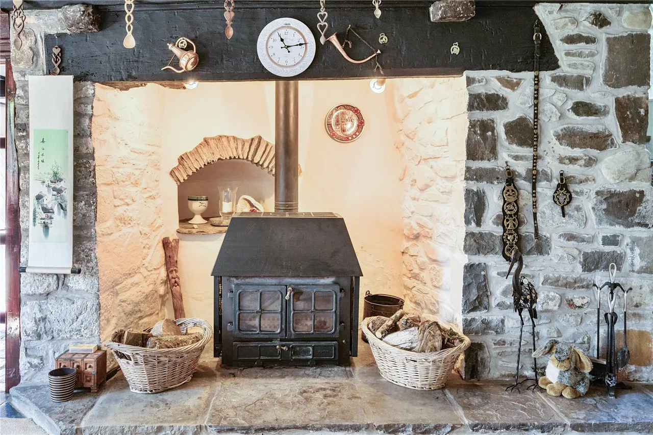 Llanwrda, Carmarthenshire, photo 5