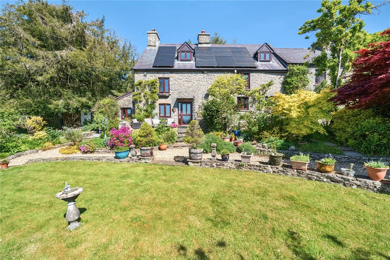 Llanwrda, Carmarthenshire, photo 25