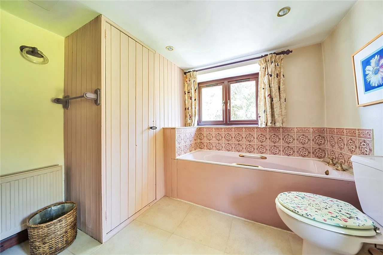 Llanwrda, Carmarthenshire, photo 16
