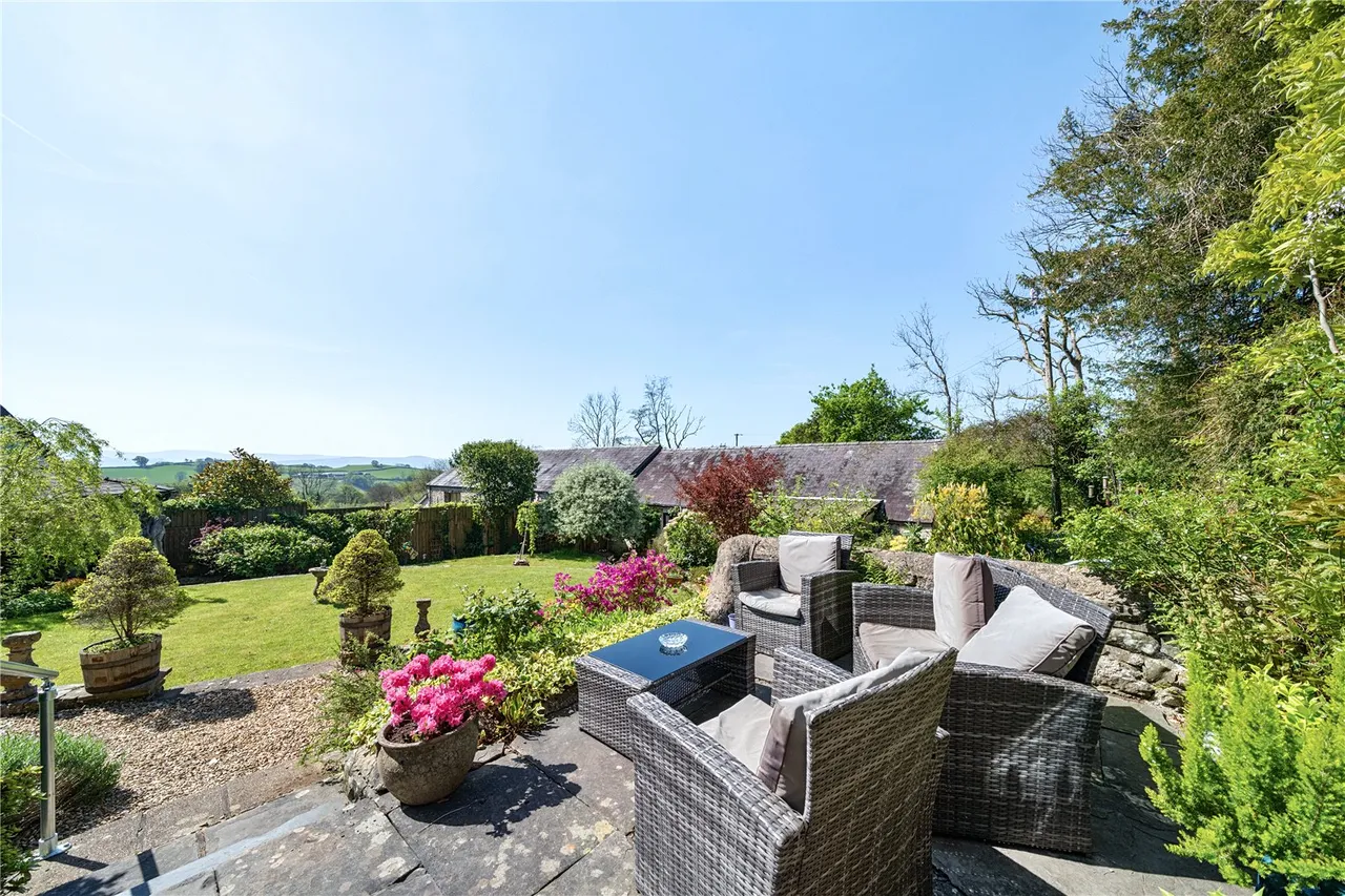 Llanwrda, Carmarthenshire, photo 20