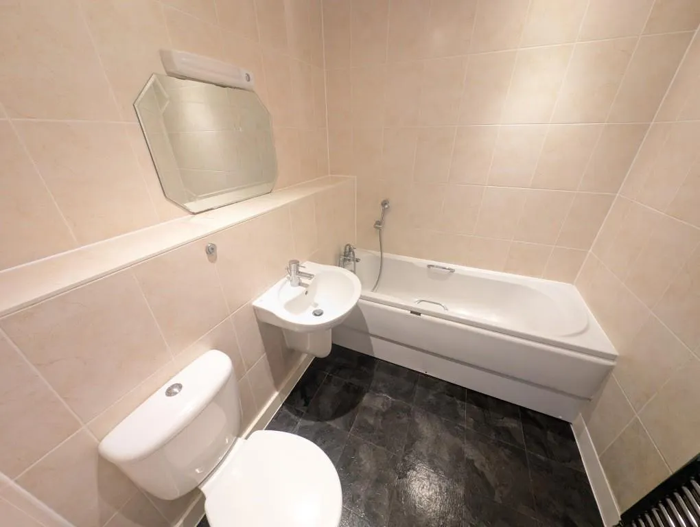 Hill View, Dorking, RH4, photo 12