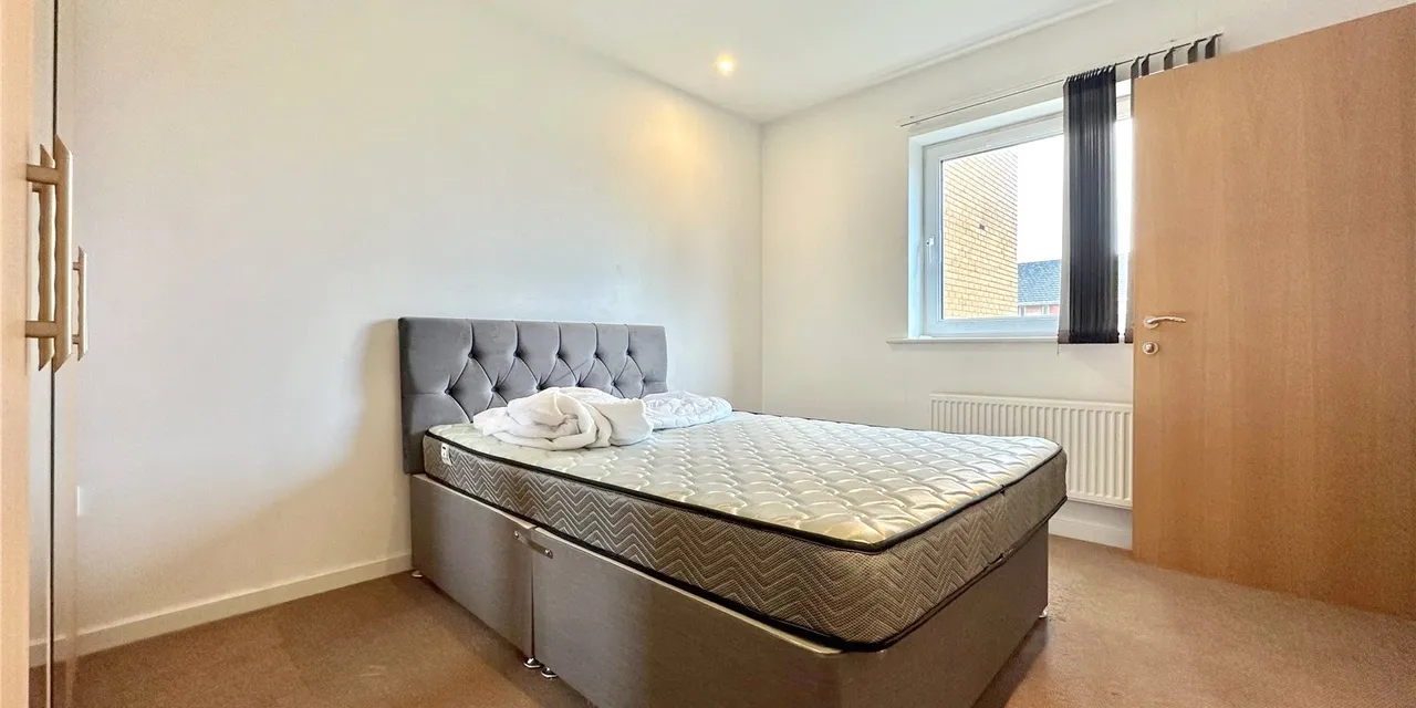 Adler Way, Riverside, L3, photo 7