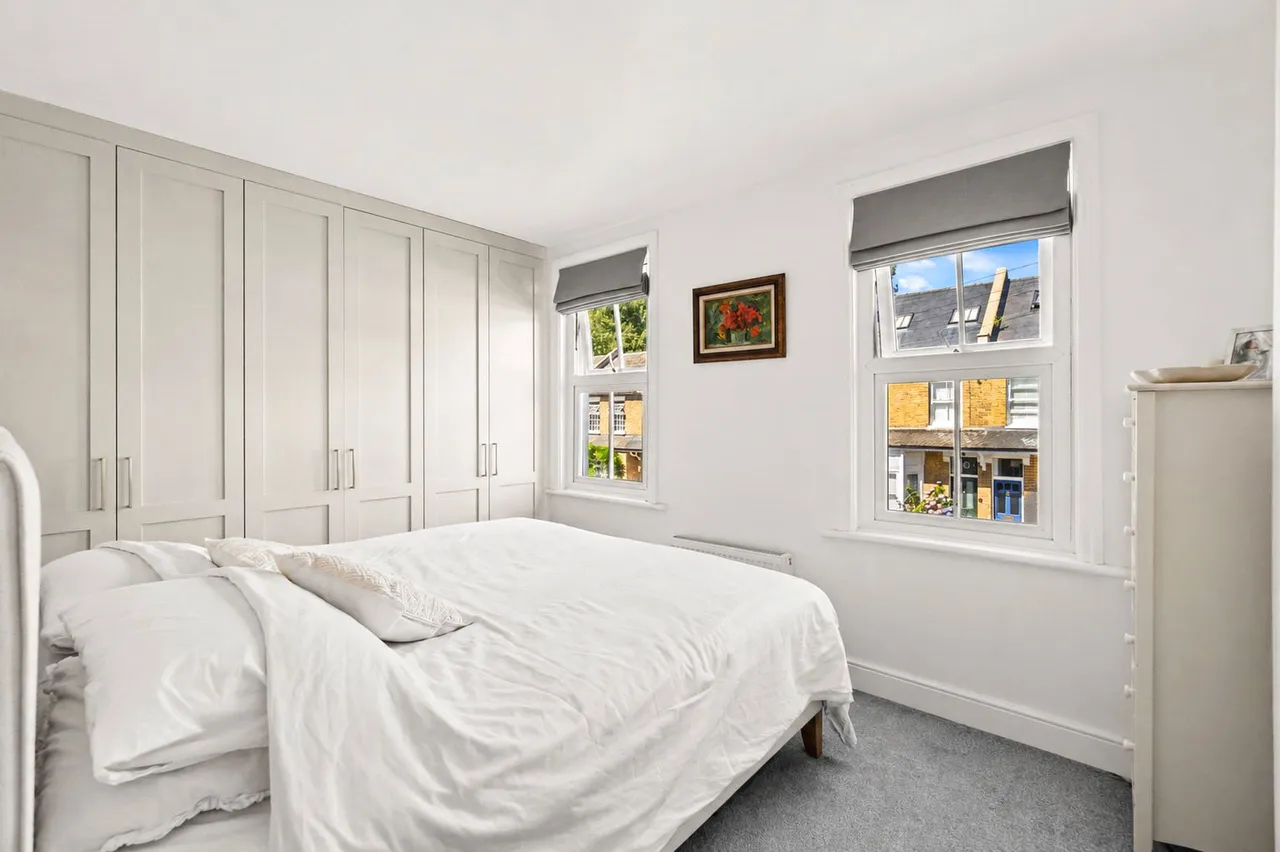 Avenue Road, Hampton, TW12 2BH, photo 7