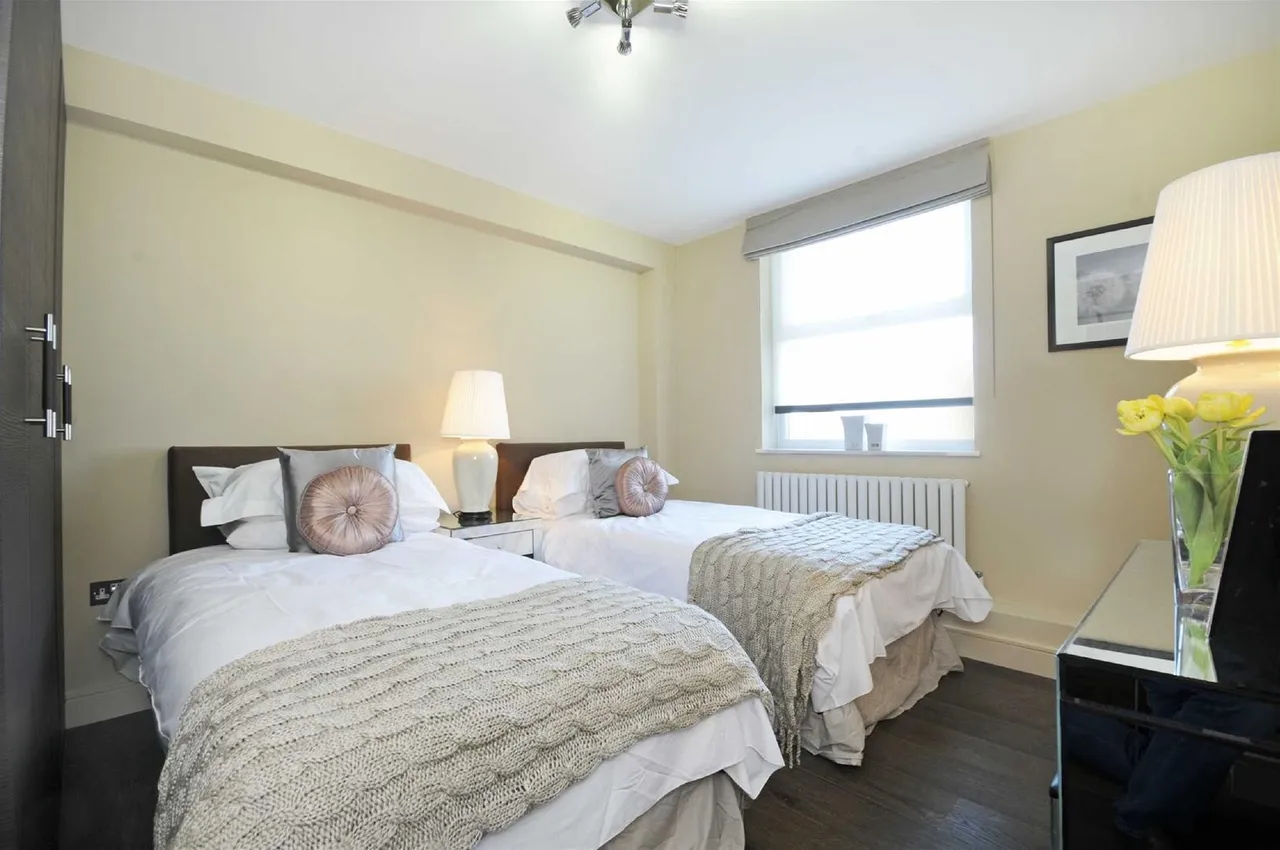 Boydell Court, St Johns Wood Park, St Johns Wood, photo 18
