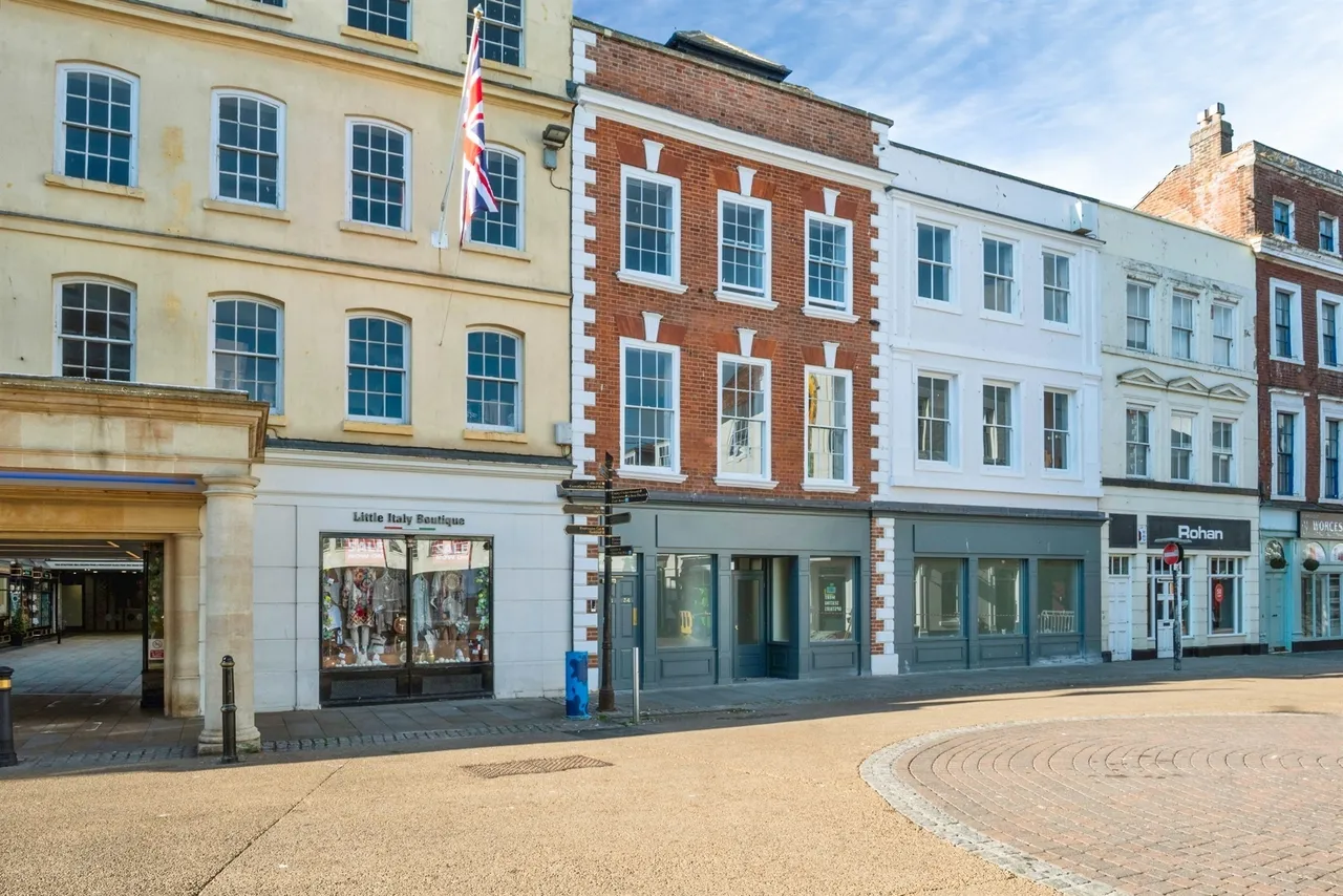 1 bed flat for sale — Broad Street, Worcester
