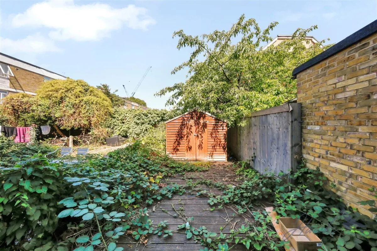 The Green, London, E15, photo 21