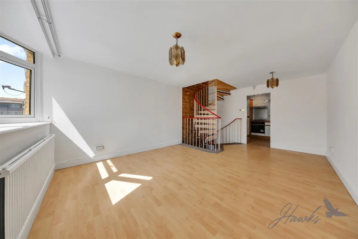 4 bed house for sale, The Green, London, E15