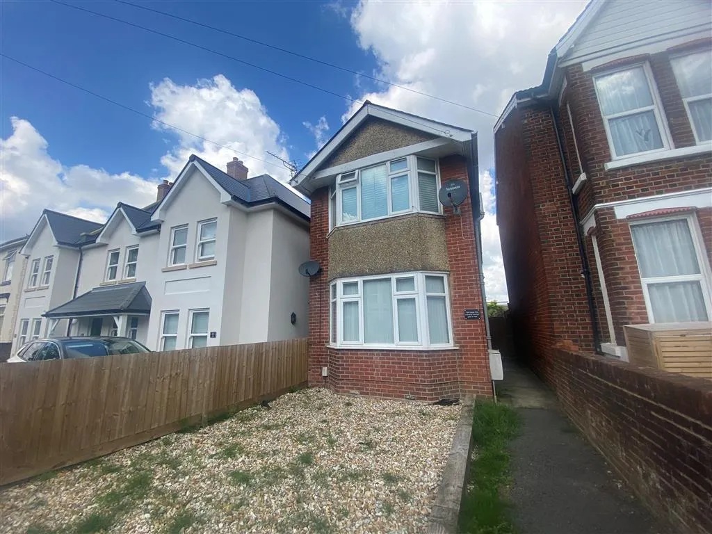 1 bed flat to rent — Emsworth Road