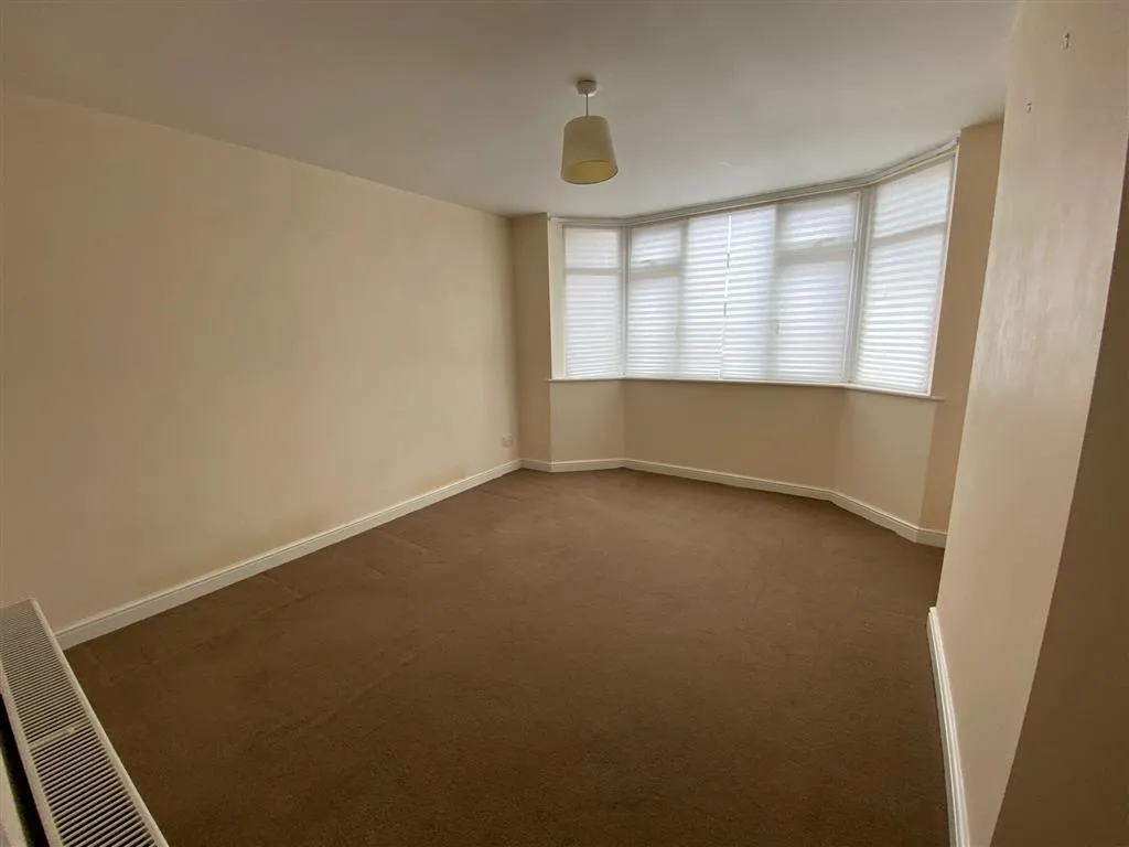 Emsworth Road, photo 2