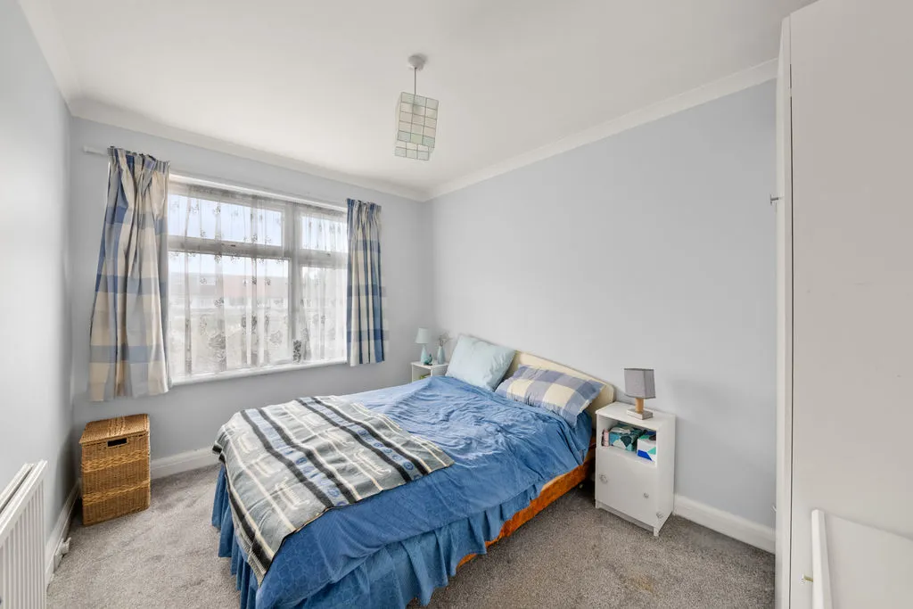 Greenford Road, Greenford, photo 6