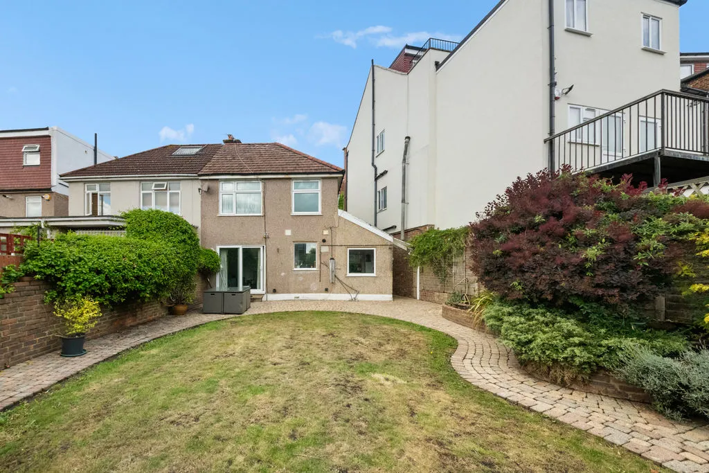 Greenford Road, Greenford, photo 9