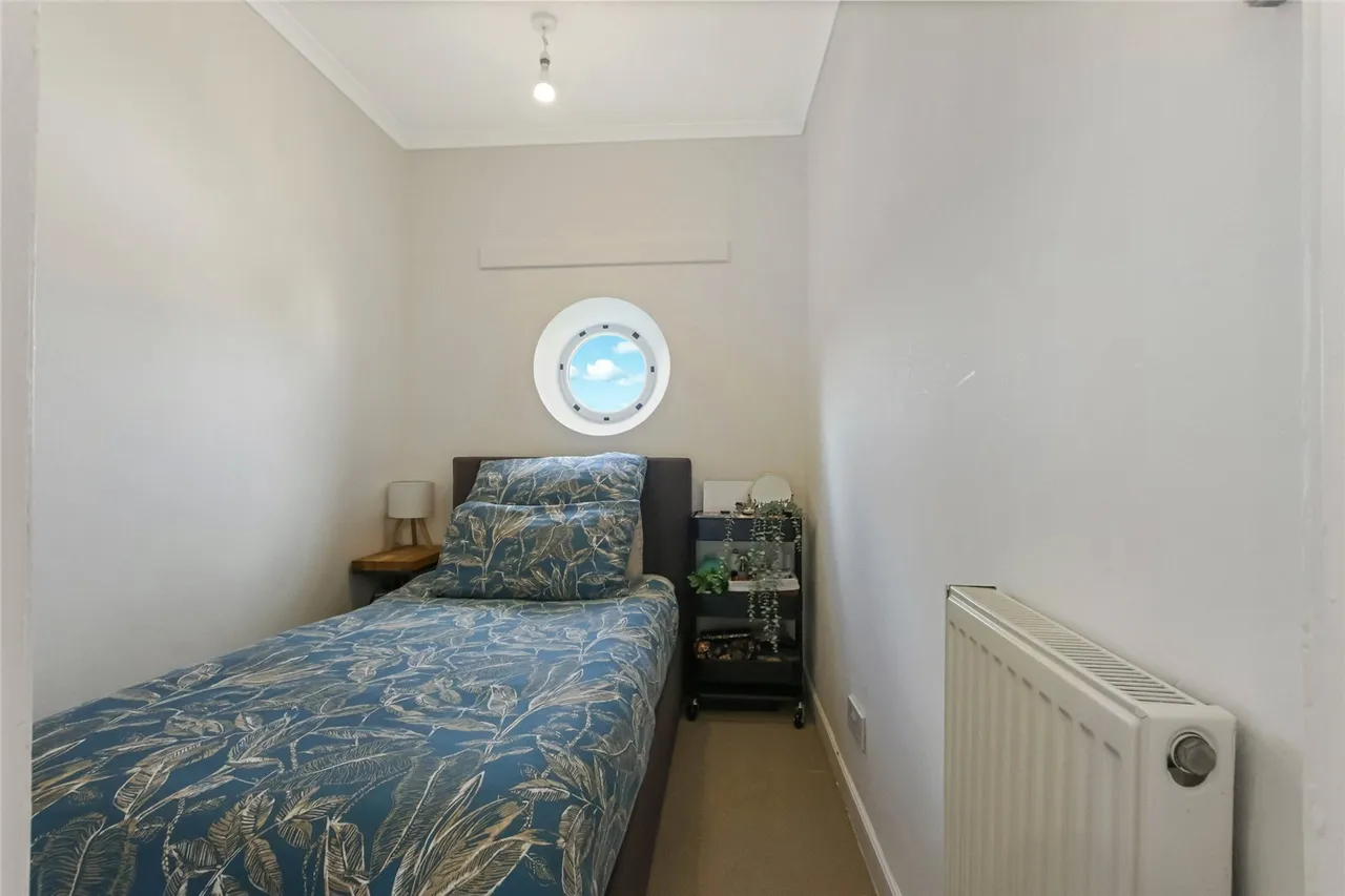 Stirling Avenue, GLASGOW, Lanarkshire, G61, photo 10