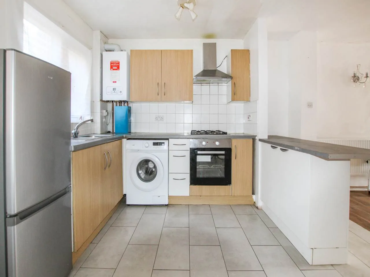 2 bed house to rent, Bourton Close, Hayes, UB3